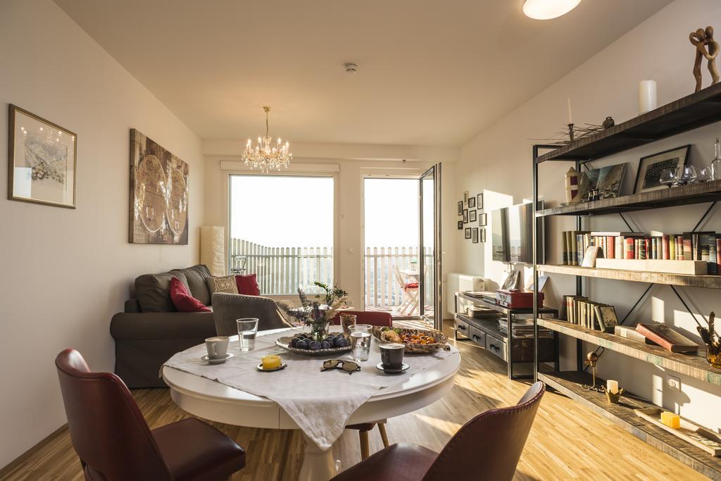 Sky View Apartment เวียนนา ภายนอก รูปภาพ